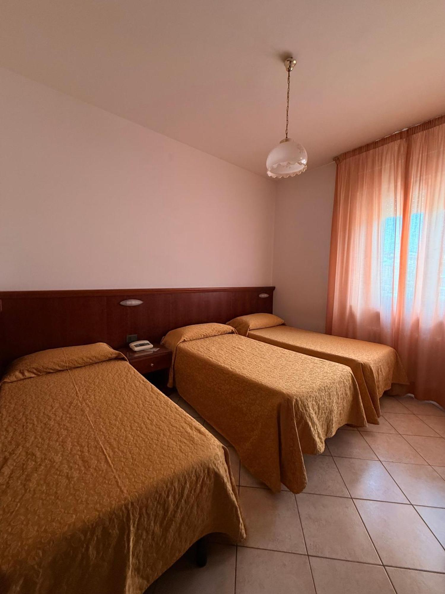 Grifone Hotel Pérouse Extérieur photo