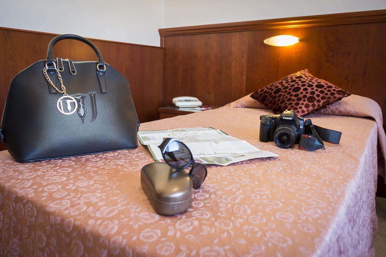 Grifone Hotel Pérouse Extérieur photo