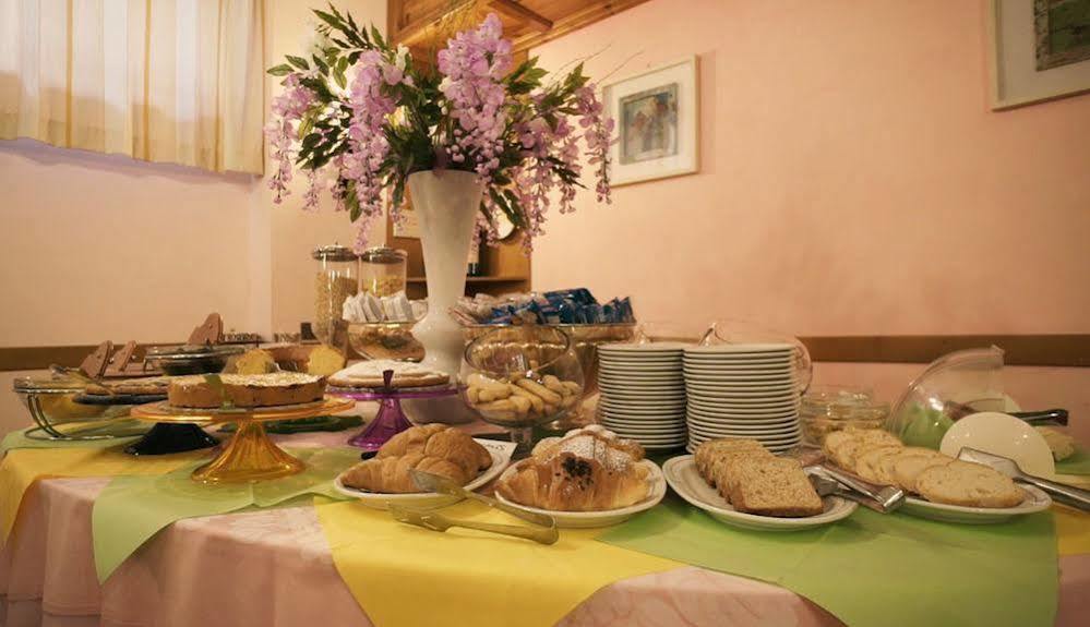 Grifone Hotel Pérouse Extérieur photo