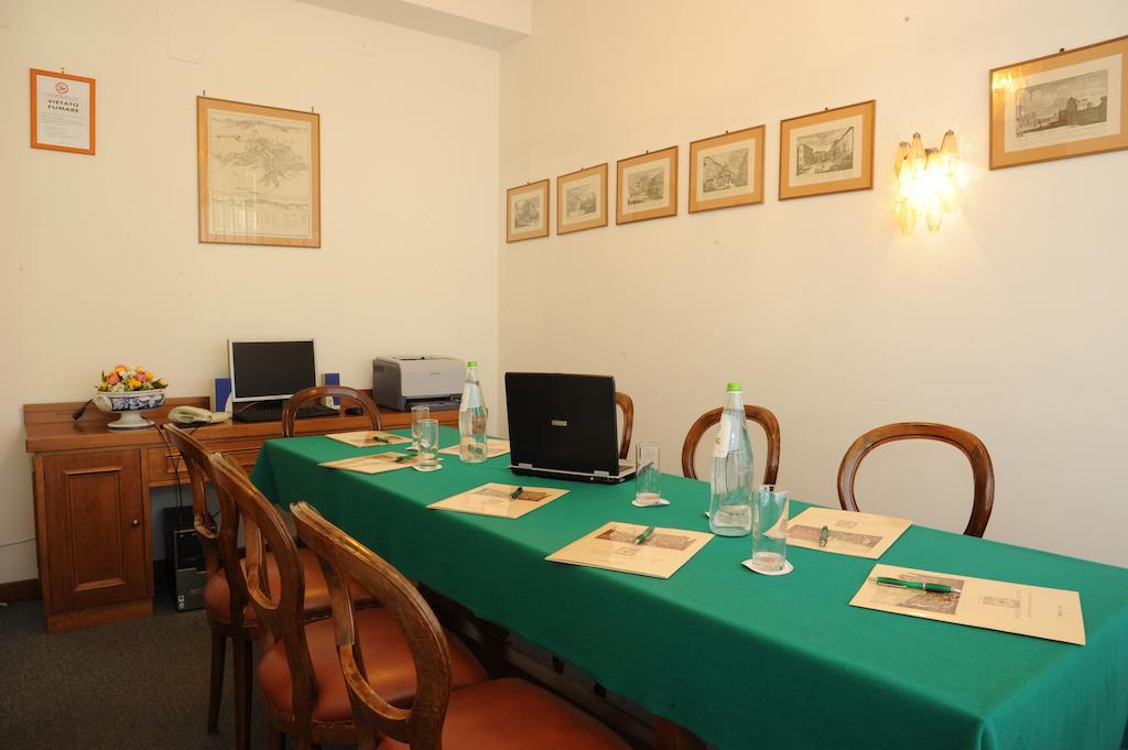 Grifone Hotel Pérouse Extérieur photo